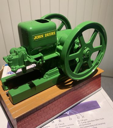 John Deere model E schaal 1:16 - Afbeelding 5