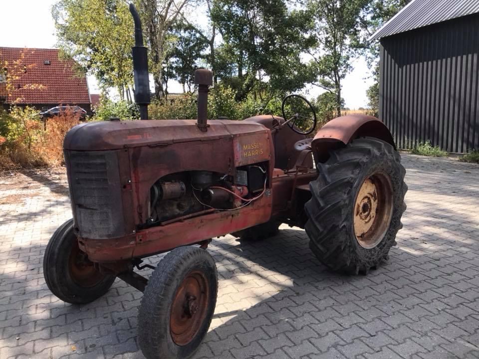 Massey Harris 102