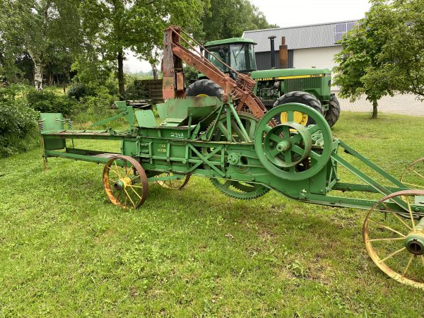John Deere Model T pers - Afbeelding 2