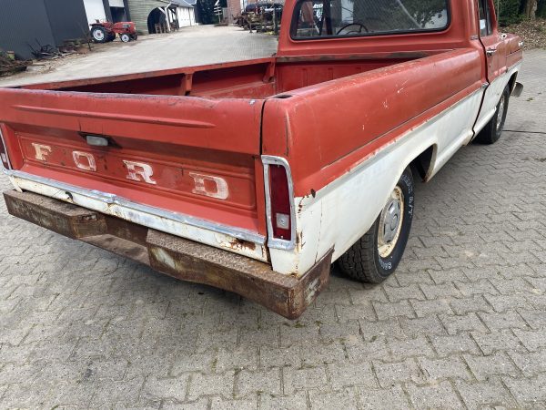 Ford F 100  1967 - Image 9