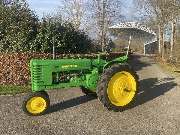 John Deere H - Image 3