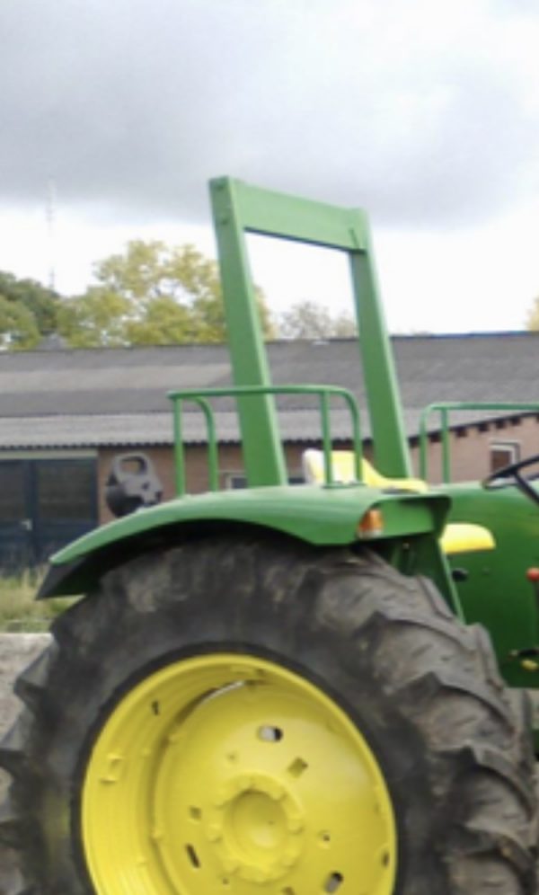 Beugel John Deere 3120 -  3130