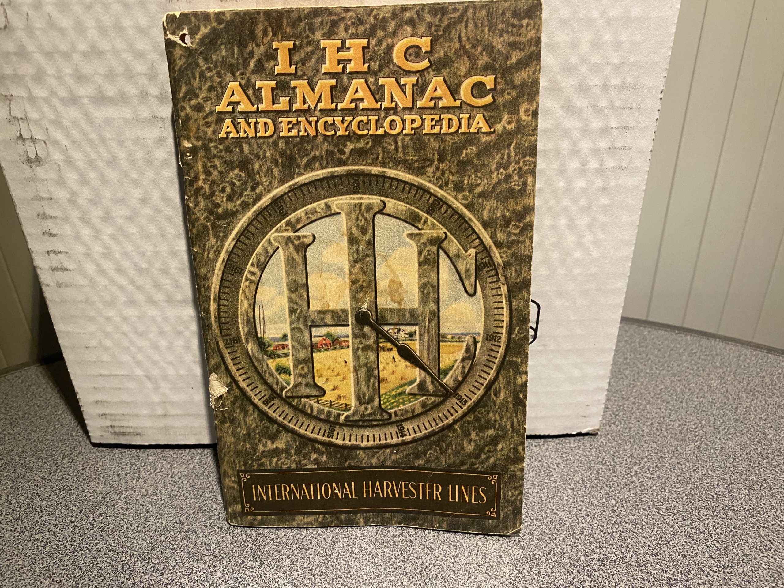 IHC Almanac en Encylopedia  1913