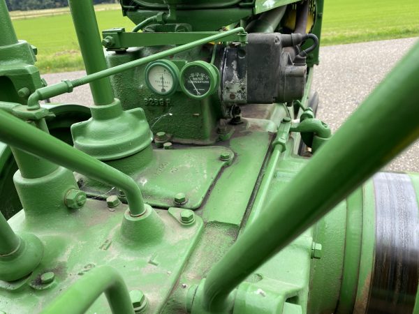 John Deere B - Image 8
