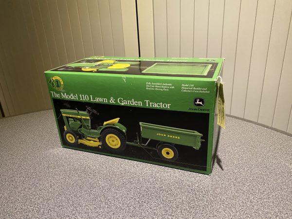 John deere 110 nr 1 van de Precision modellen 