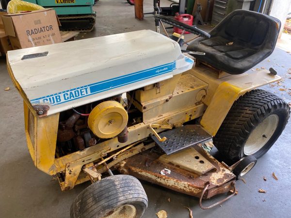 IHC Cub Cadet  125 - Afbeelding 2