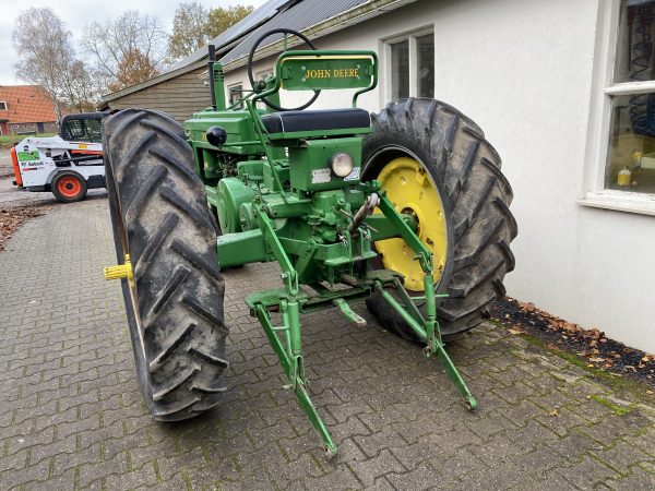 John Deere B - Image 3