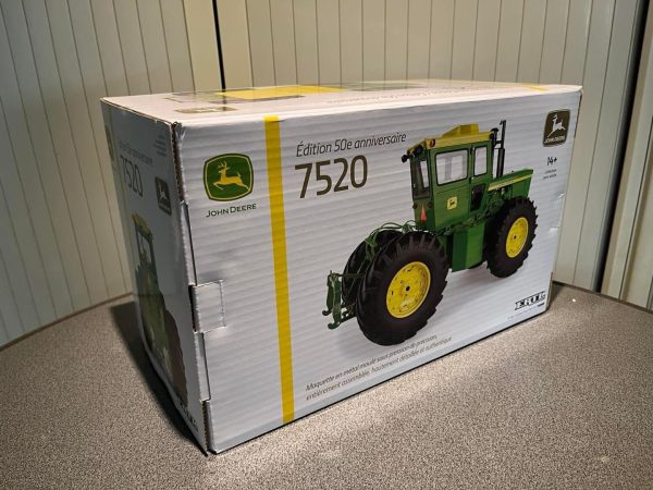 John Deere 7520 Ertl 1:16 - Afbeelding 2