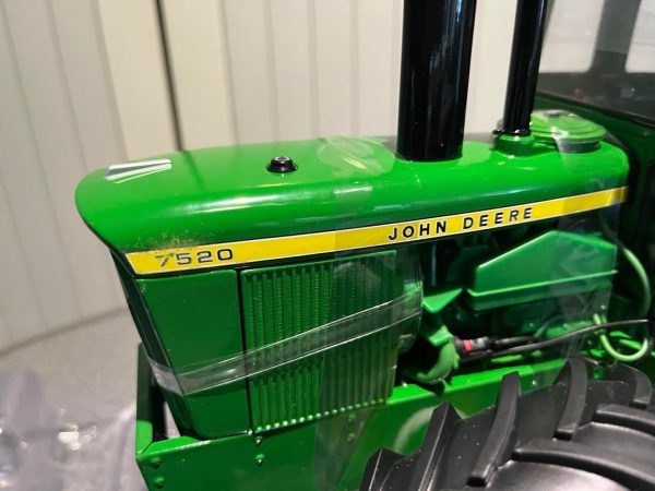 John Deere 7520 Ertl 1:16 - Afbeelding 4