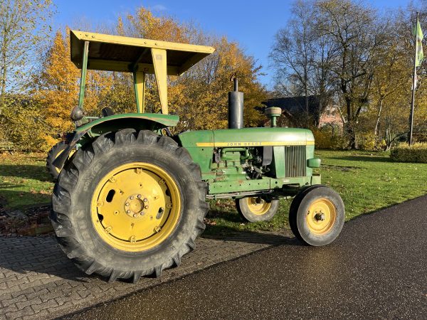 John Deere 3130 - Image 2