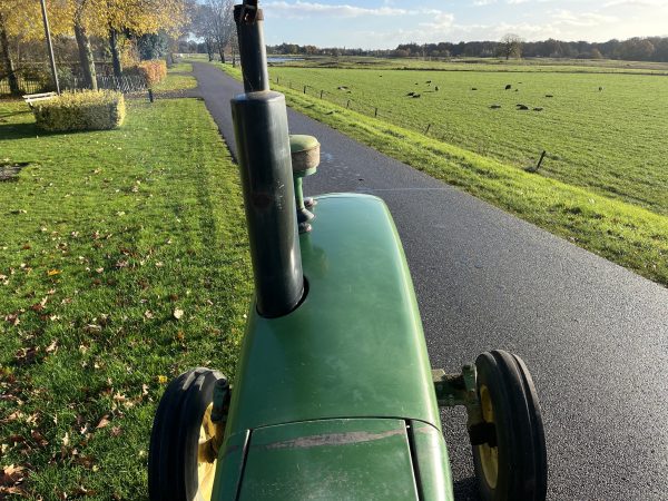 John Deere 3130 - Image 9