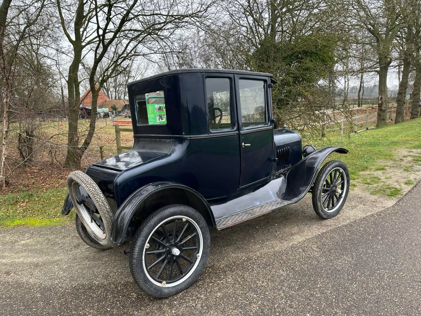 Ford Model T - Image 2