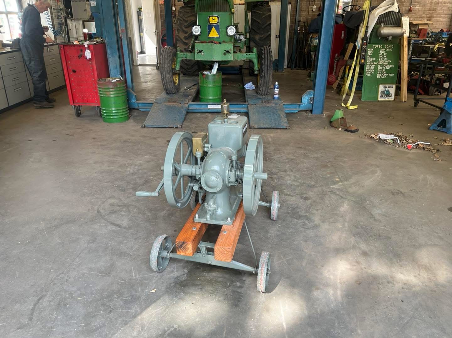 IHC model M 1,5 HP - Image 4