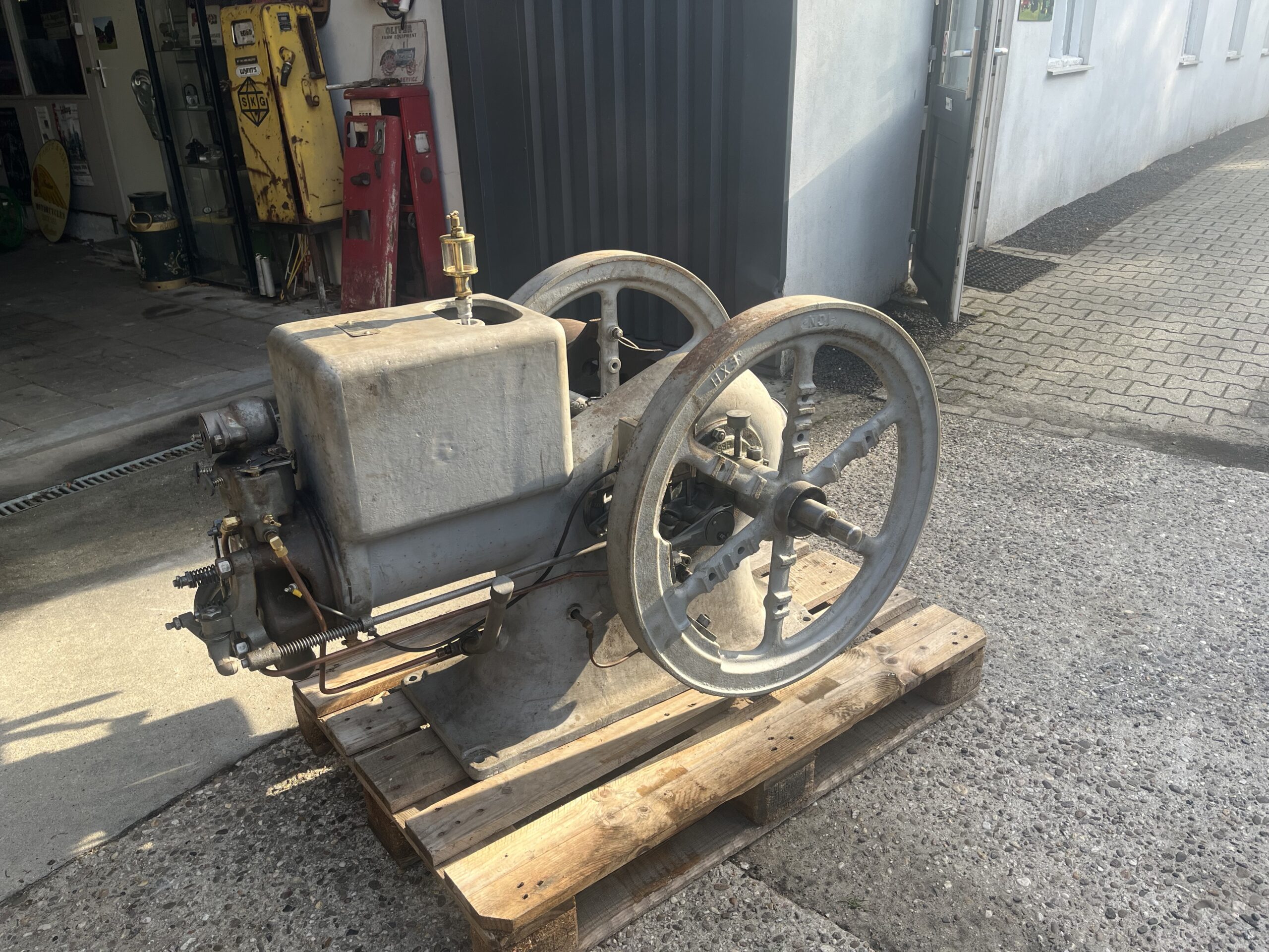 IHC Model M 6 pk