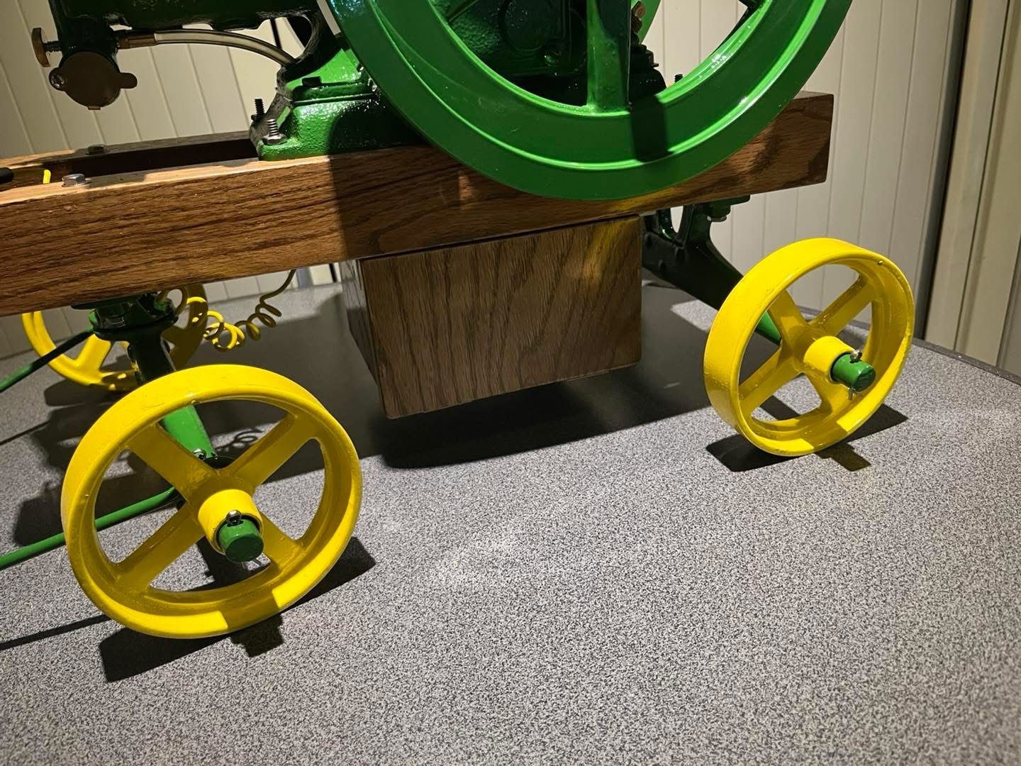 John Deere E half schaal - Image 6